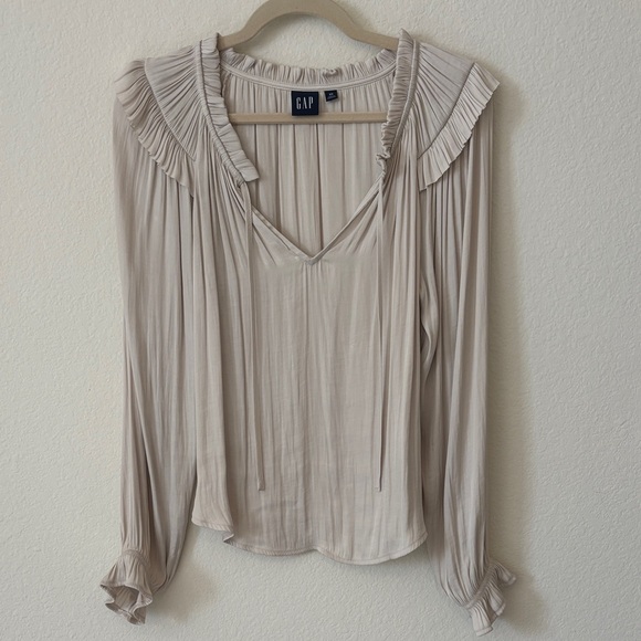 GAP Tops - GAP Cream Silky Blouse